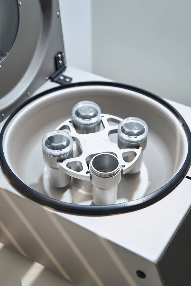 Equipement pour centrifugation pour préparation du PRP